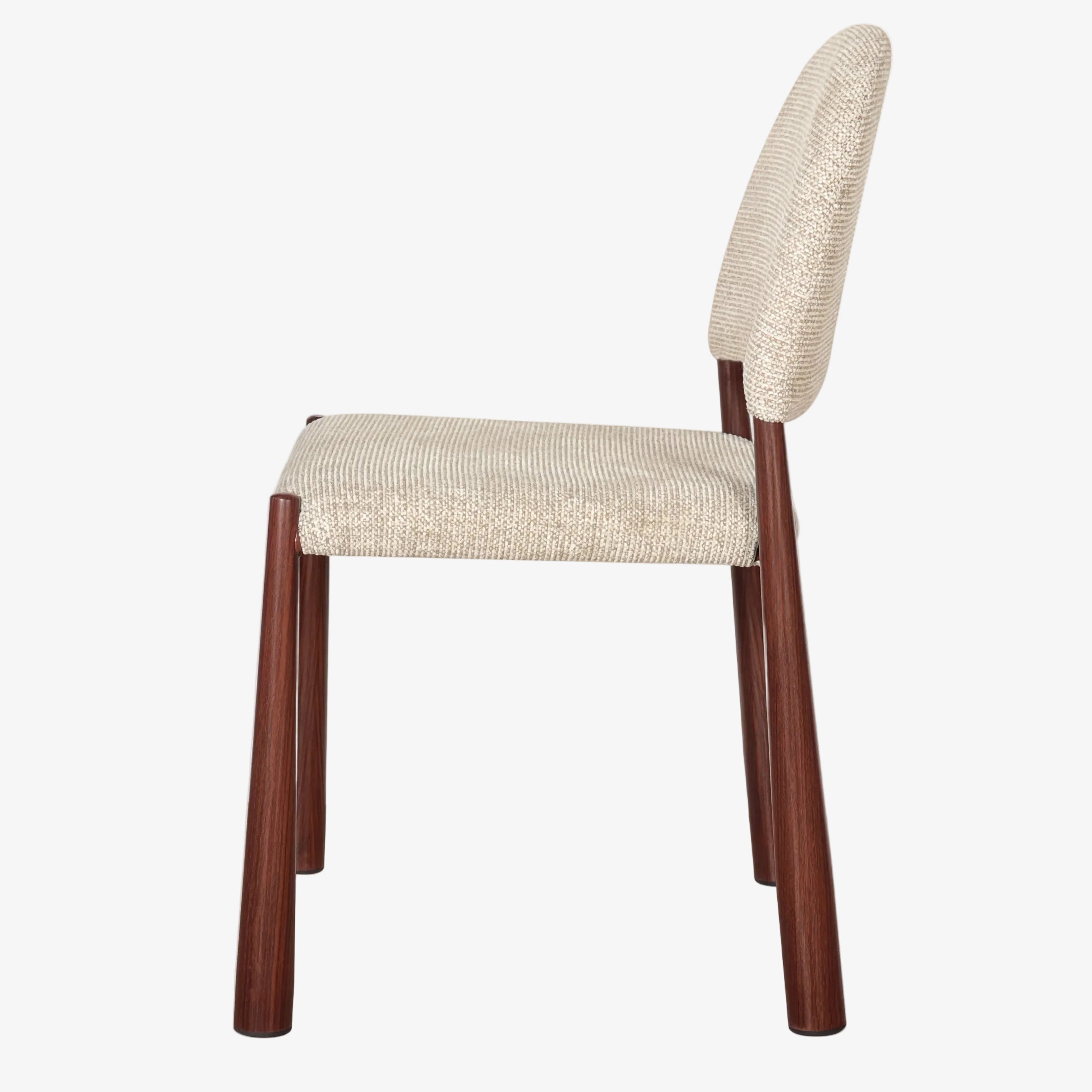 Maira eetkamerstoel bekleed met beige en walnooteffect