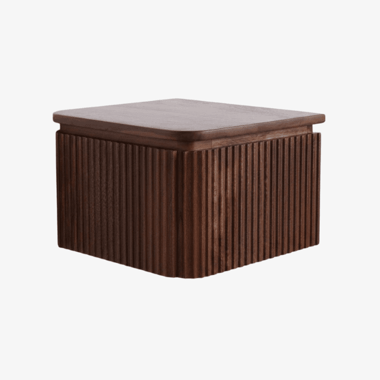 Nachttisch KIRAN aus geriffeltem Mangoholz – Walnuss-Finish – Vintahome