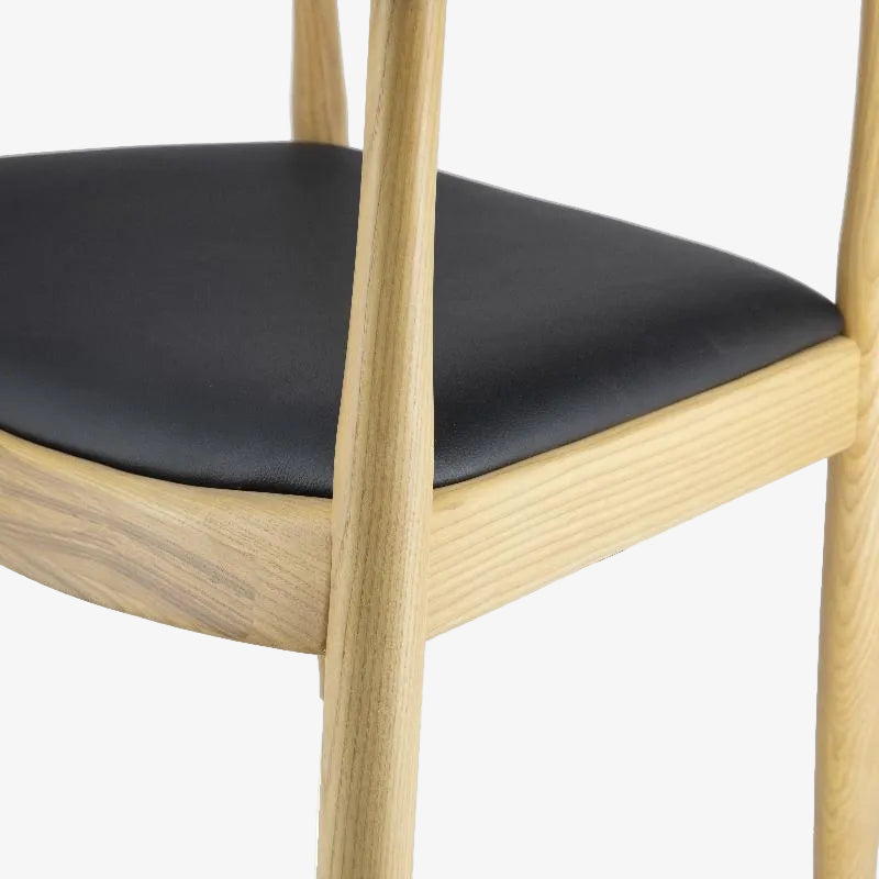 Silla de comedor madera de fresno reposabrazos Nevu tapizada - Vintahome