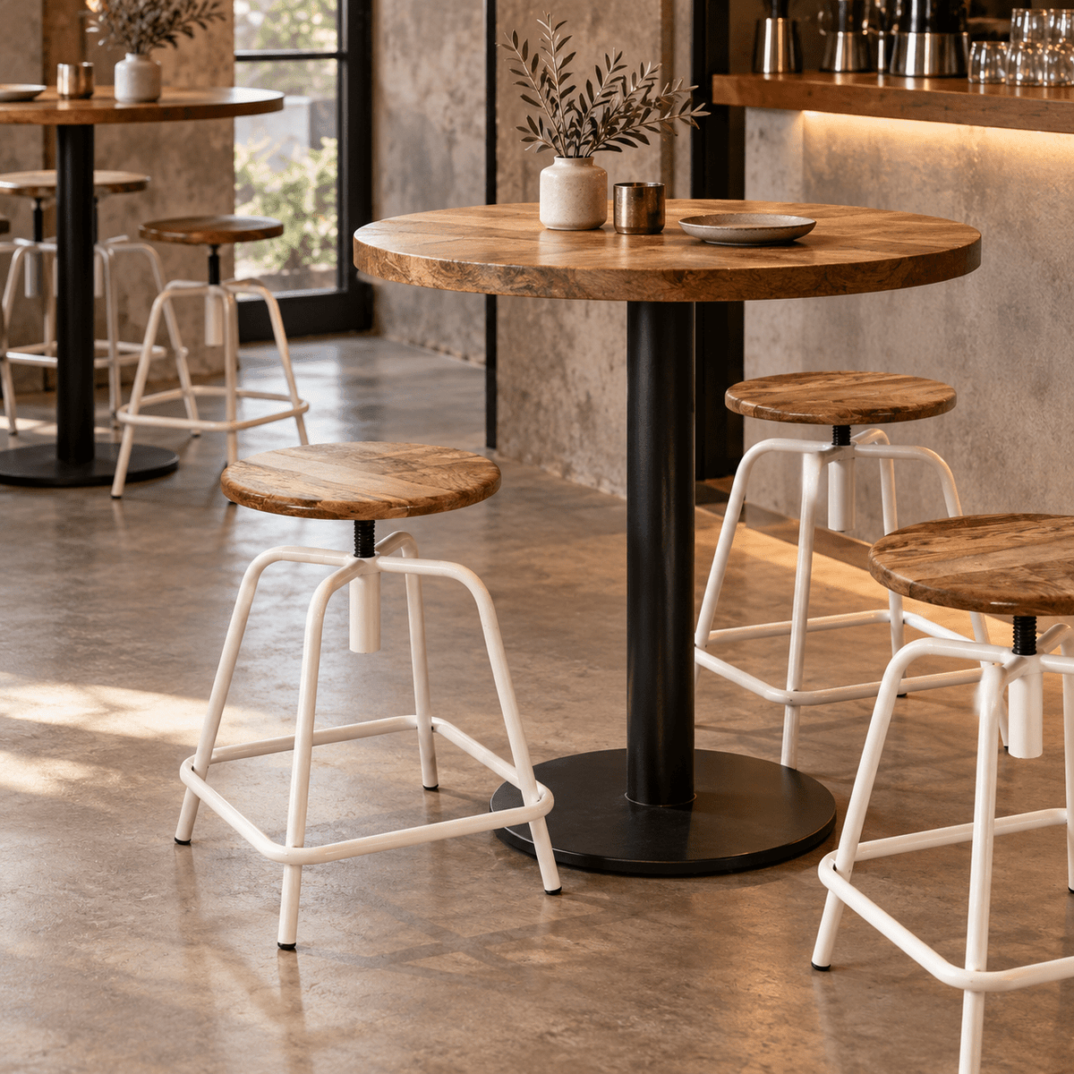 Taburete vintage bajo regulable Montego - Vintahome