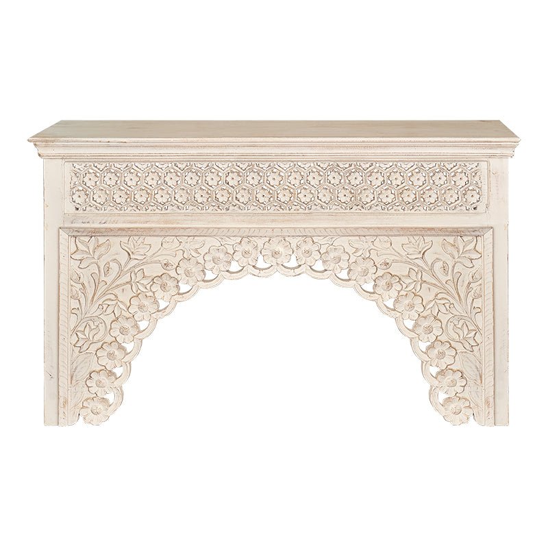 Console en bois sculpté blanc vieilli