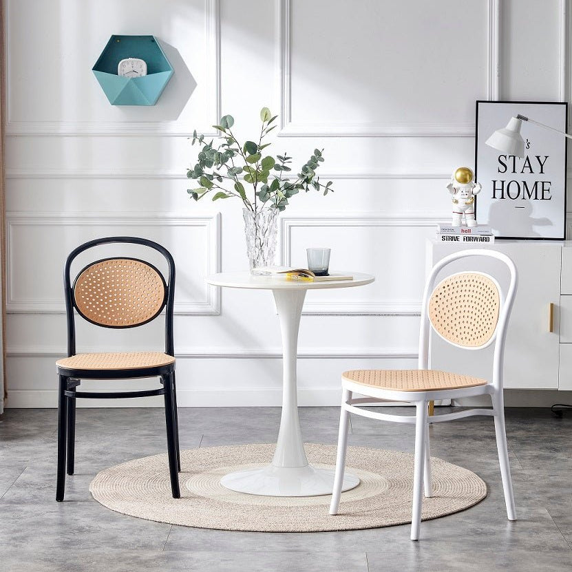 Silla de comedor apilable polipropileno Klara