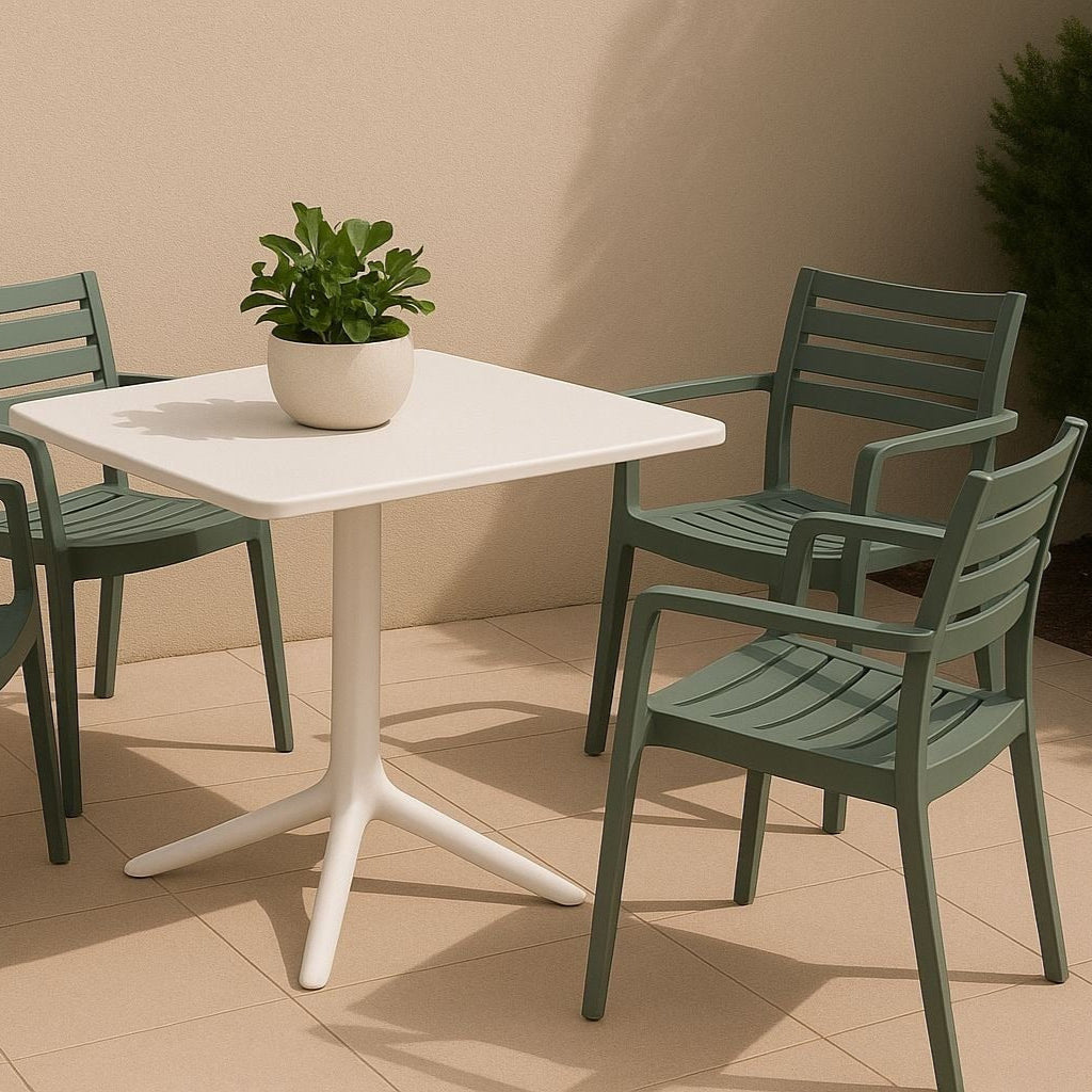 Silla de terraza apilable con brazos Lursan - Vintahome